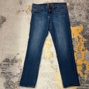 Kut from the Kloth Skinny Jeans in Dark Blue Wash